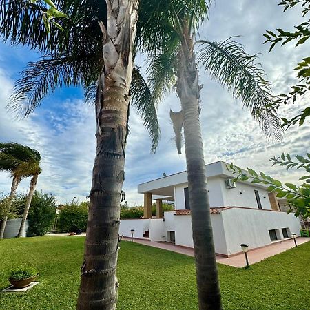 Villa Capri Holiday Home Campofelice Di Roccella Esterno foto