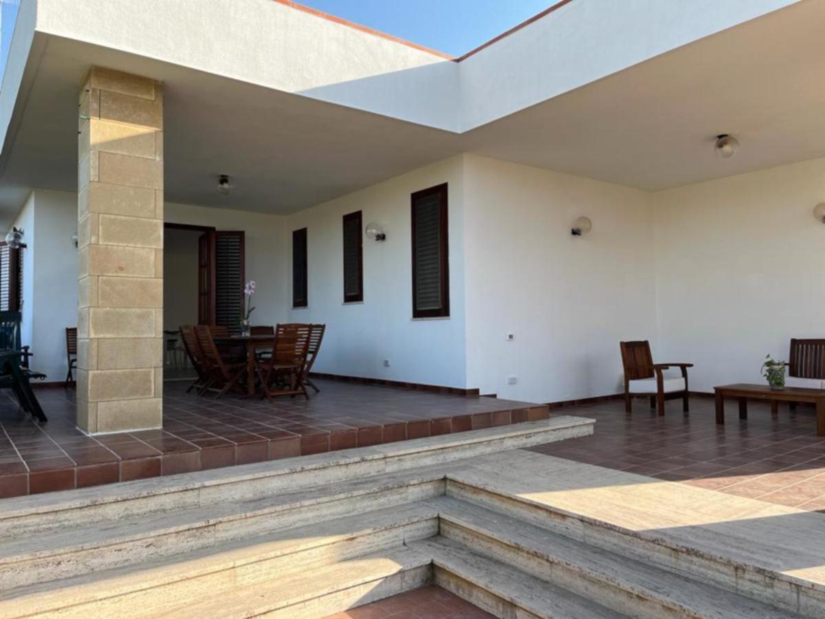 Villa Capri Holiday Home Campofelice Di Roccella Esterno foto