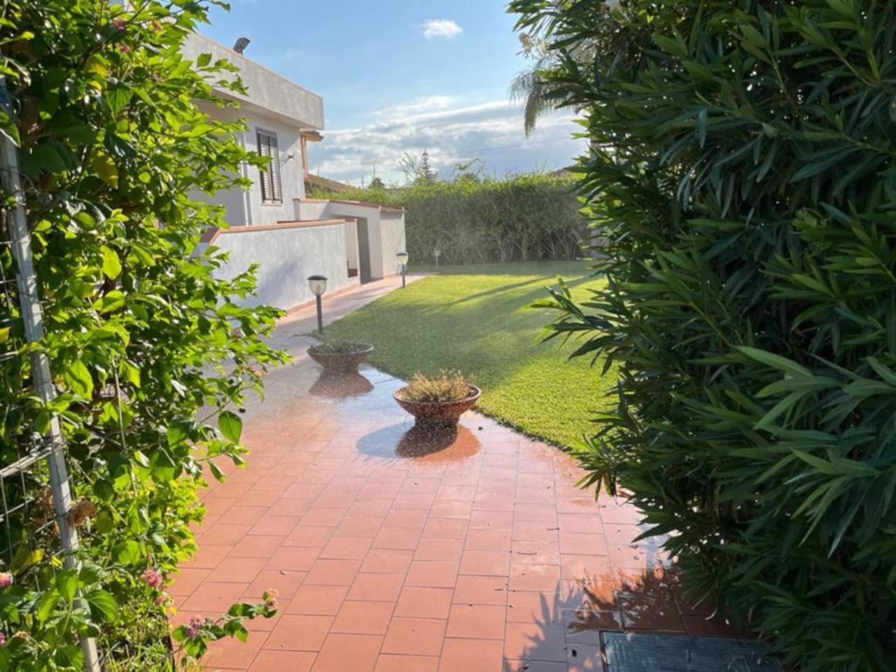 Villa Capri Holiday Home Campofelice Di Roccella Esterno foto