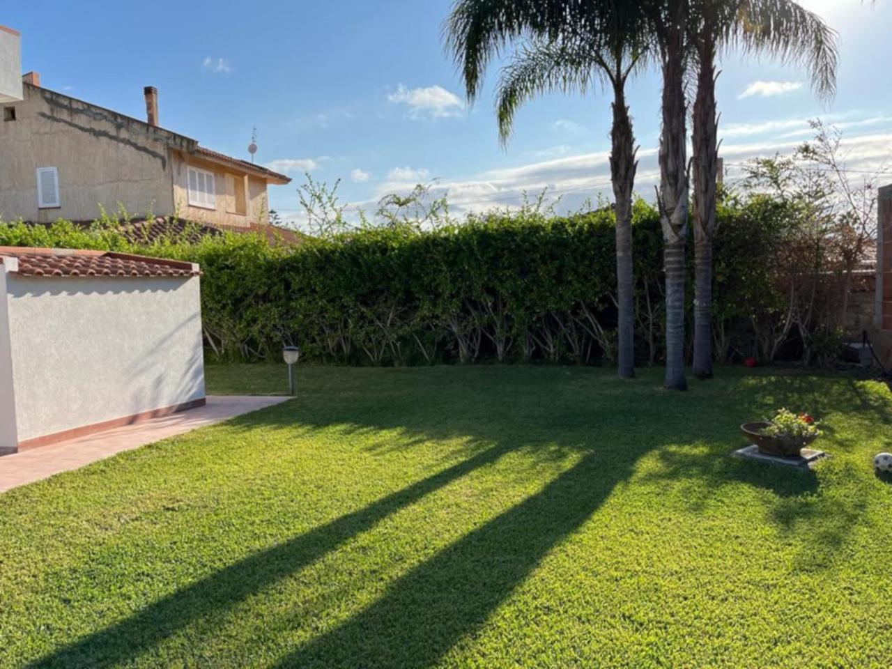 Villa Capri Holiday Home Campofelice Di Roccella Esterno foto