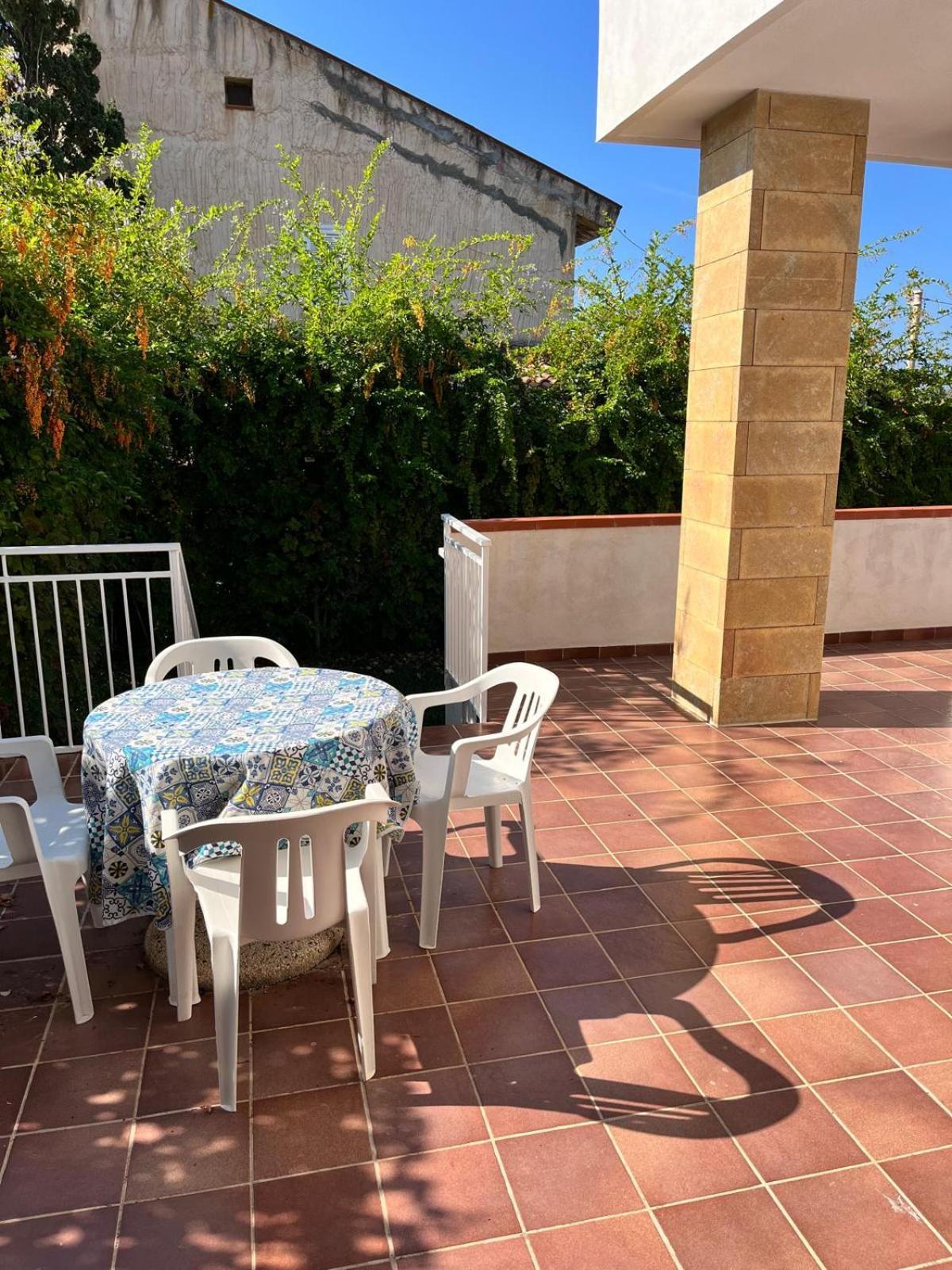Villa Capri Holiday Home Campofelice Di Roccella Esterno foto